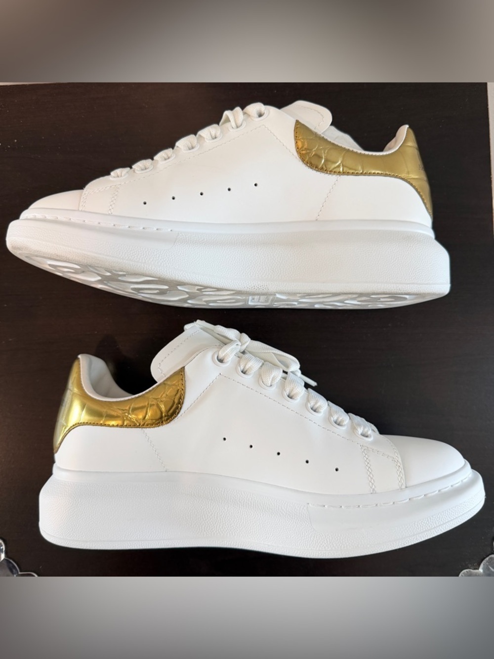 Alexander McQueen Women’s Oversized Sneakers White Gold Crocodile sz US 9.5 - Picture 9 of 16